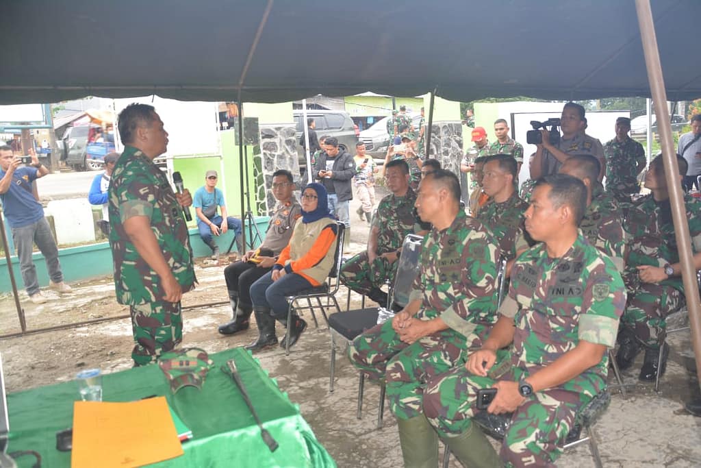 Pasca Banjir dan Longsor Pangdam III/ Siliwangi Kunjungi Wilayah Lebak, Banten