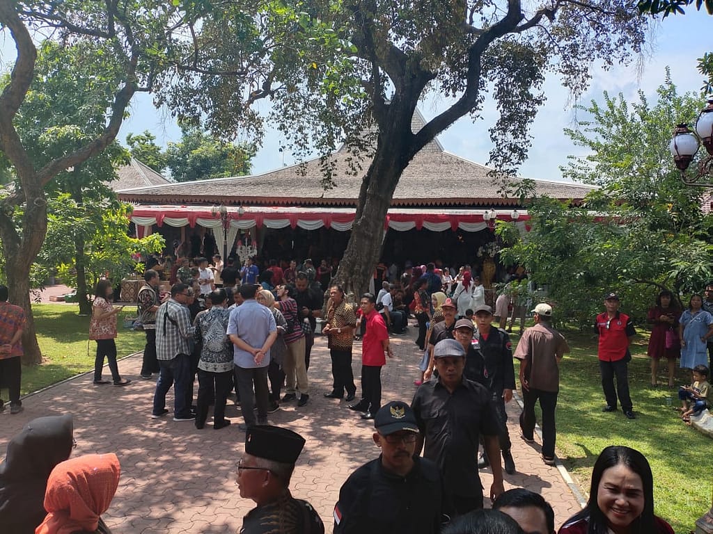 Dandim Solo Beserta Danramil Jajaran Dan Perwira Staff Ikuti Open House Natal 2019 02